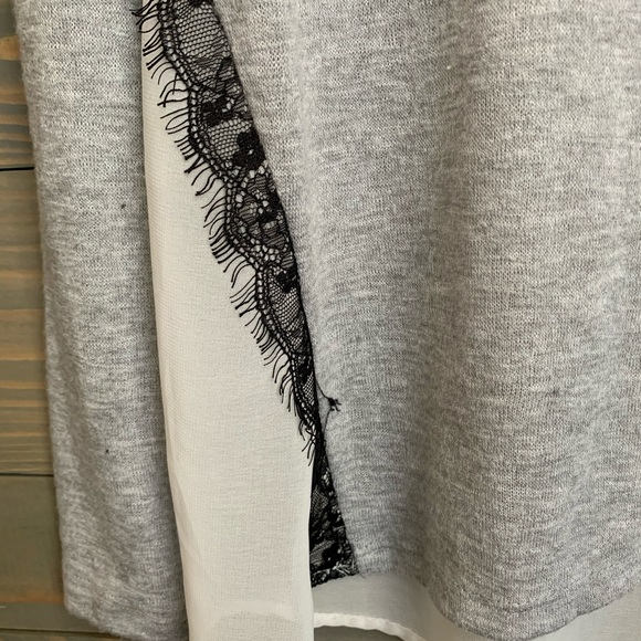 Gently worn - Lush Tunic - Picture 2 of 8